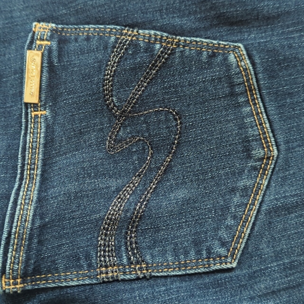 White House Black Market Jeans Like new - Picture 5 of 6